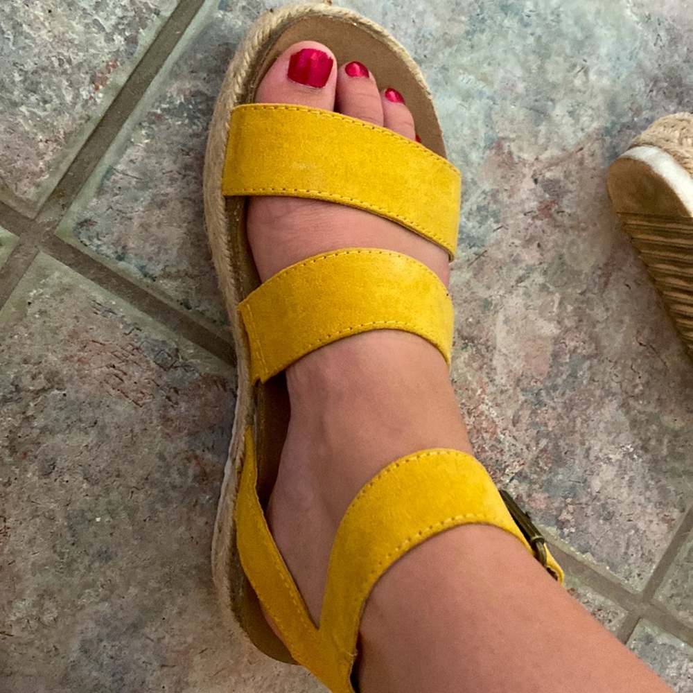 Universal Thread, Gladiator Sandals #253 - image 3